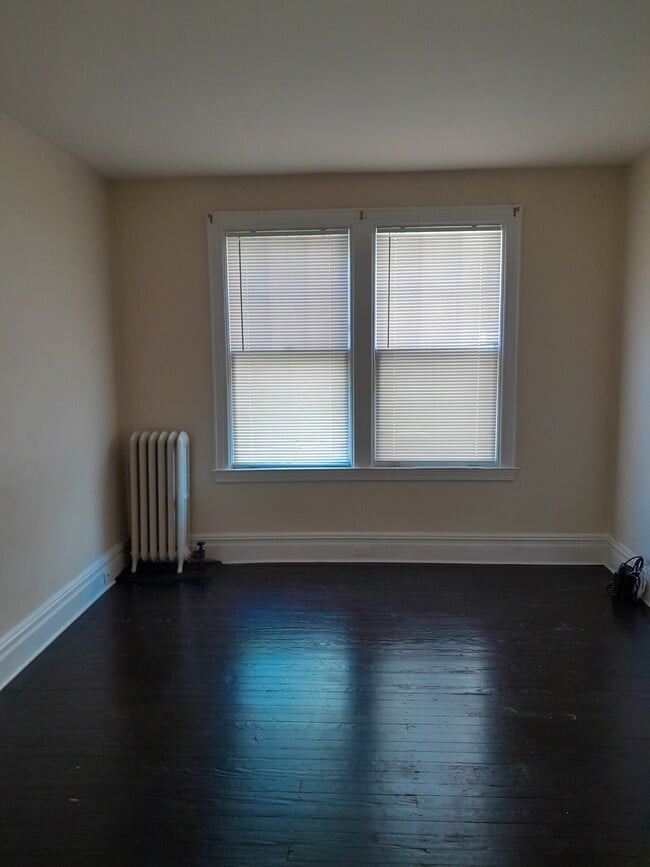 Building Photo - 347 N Fulton Ave