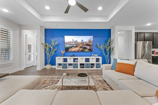 Foto del edificio - 8200 Donnelley Dr