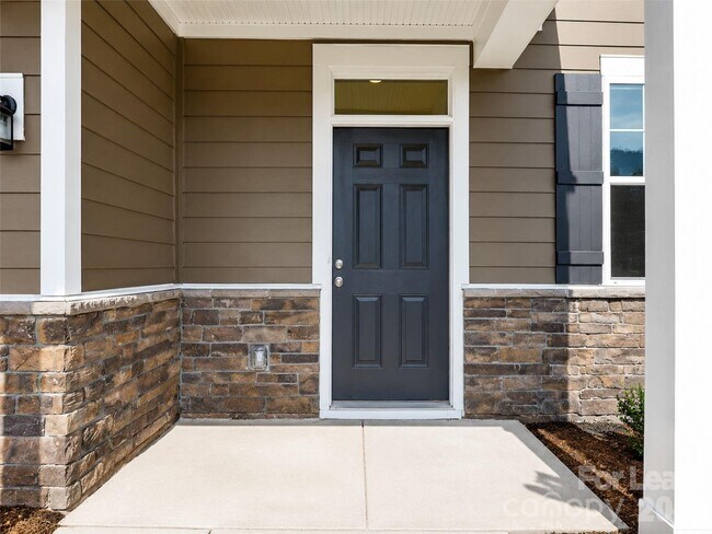 Building Photo - 5030 Markfield Ln