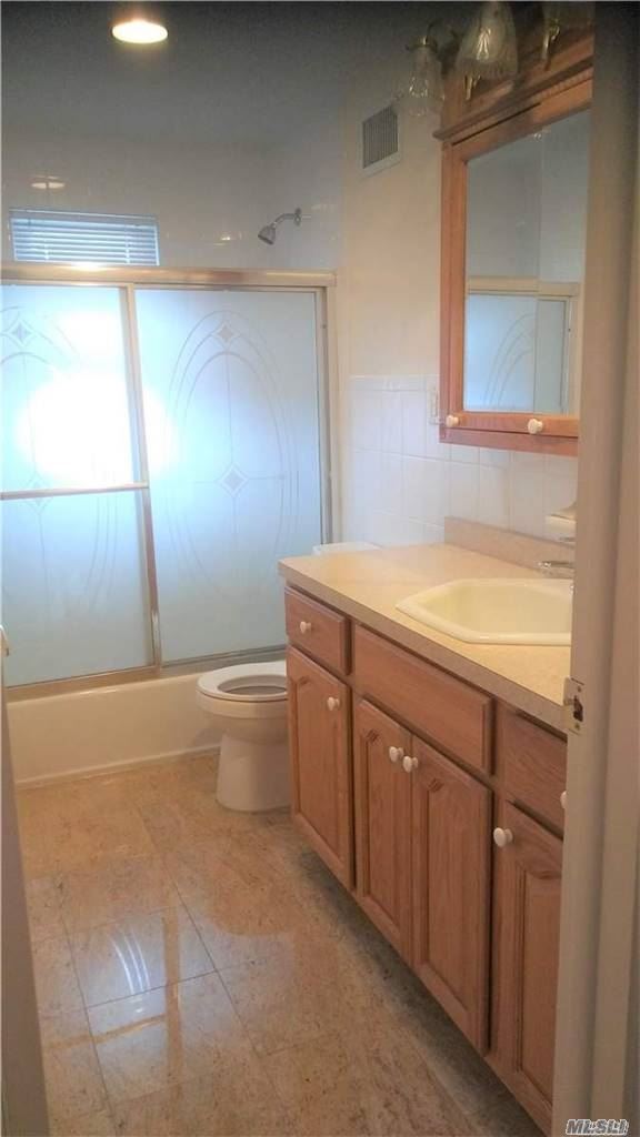 Building Photo - 108 Sheridan Ave