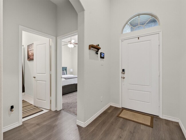 Building Photo - 3027 Moccasin Ln