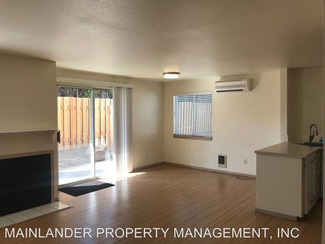 Building Photo - 3 br, 2.5 bath House - 7266 SE THIESSEN RD