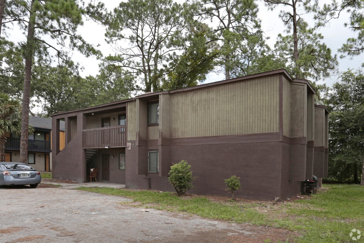 Exterior - 5131 Westchase Ct