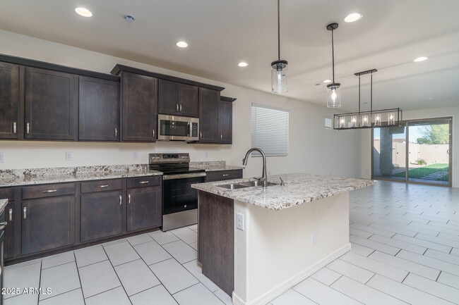 Building Photo - 15011 N 55th Dr