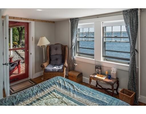 Building Photo - 7 Fort Sewall Ln