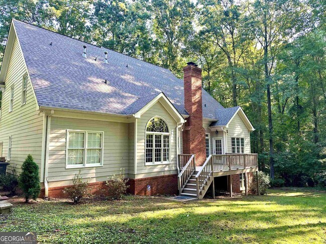 Building Photo - 100 Red Oak Trail