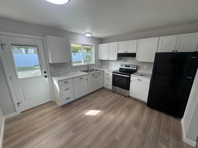 Photo - 10819 NE 6th St Apartment