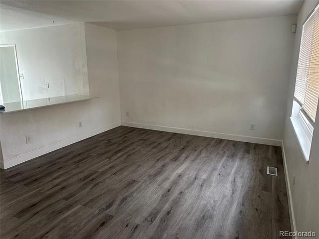 Building Photo - 4663 Deephaven Ct