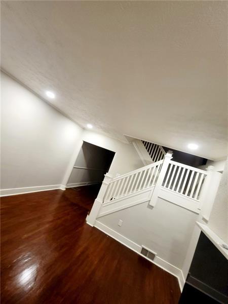 Foto del edificio - 3566 Beechwood Blvd