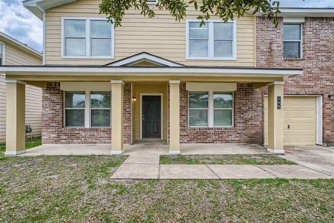 Foto del edificio - 308 Falling Pine Dr