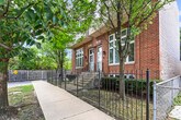 Primary Photo - 4919 W Gunnison St
