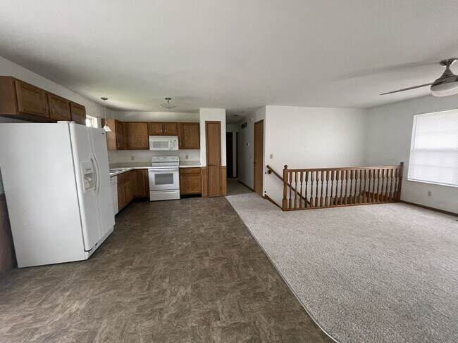 Foto del edificio - 3 Bed 2 Bath in Troy MO