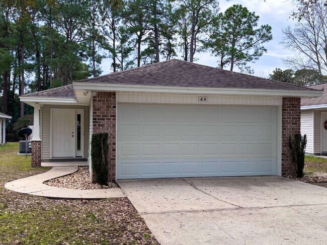 Foto del edificio - "Charming 3-Bedroom Home with 2 Full Baths on 7th Ave, Shalimar!"