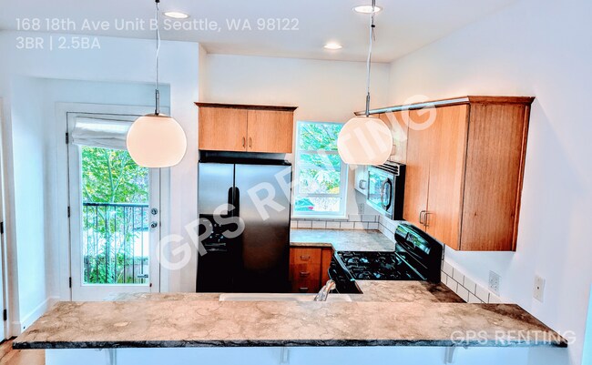 Foto del edificio - 168 18th Ave