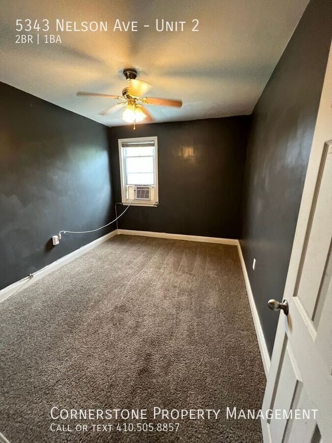 Foto del edificio - 5343 Nelson Ave