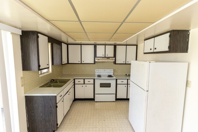 Foto del edificio - 341 Joel Blvd