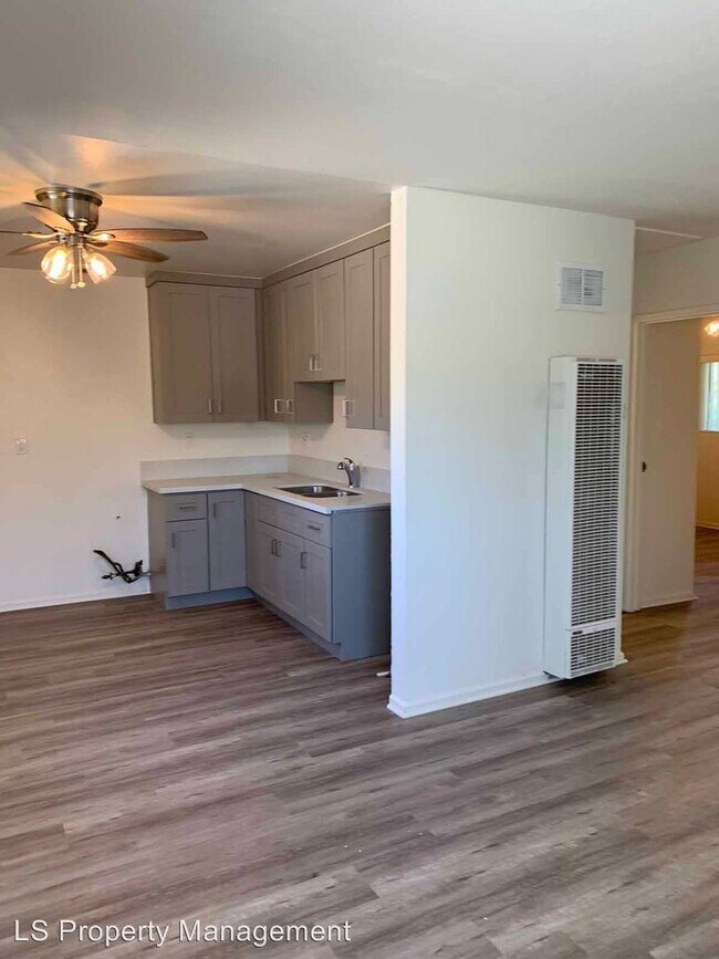 Foto del edificio - 5871 Burnham Ave