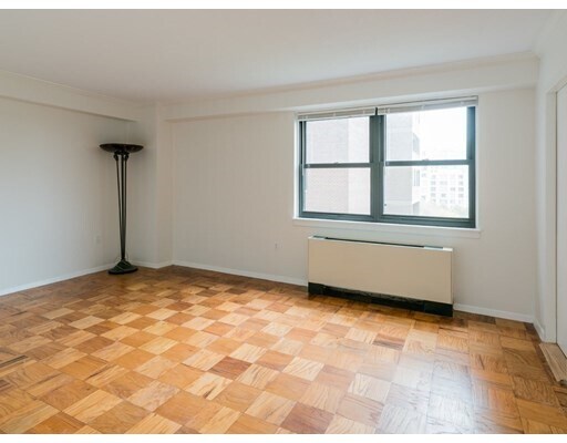 Foto del edificio - 25 Hawthorne St