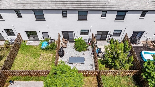 Building Photo - 13250 SW 285th St