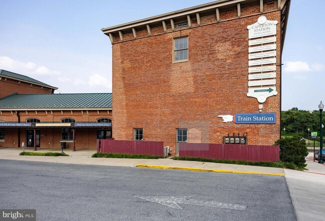 Foto del edificio - 209 E Martin St