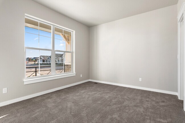 Building Photo - 3688 W Sunny Cv Ln