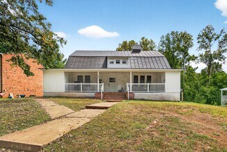 Building Photo - 254 Stribling Ave