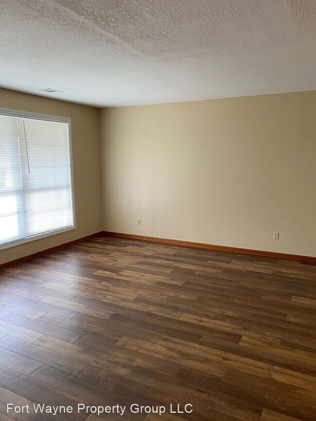 Building Photo - 2 br, 1 bath House - 901 W Main Street