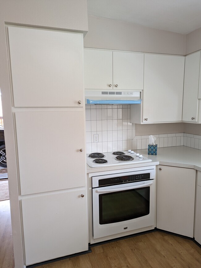 Estufa de cocina - 6001 W Denton St