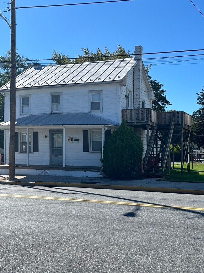 2do piso - 401 N Baltimore Ave