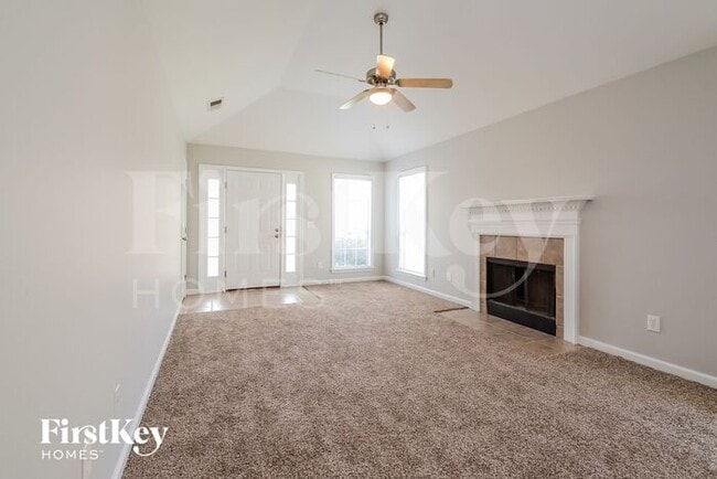 Building Photo - 139 Flagstone Ln