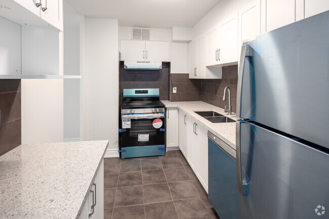 2 Bdrm 1 Bath Kitchen - Carlton Court Apartments