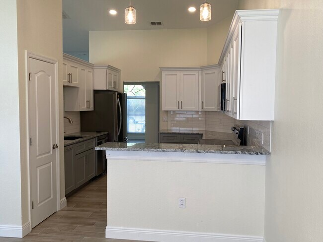 Building Photo - 1440 Banbury Loop North