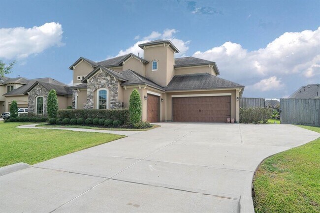 Foto del edificio - 904 Mossy Oak Ct