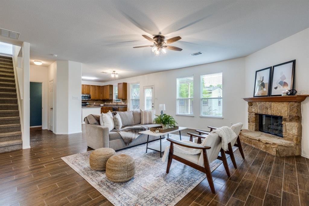 Foto principal - 114 Feathergrass Dr