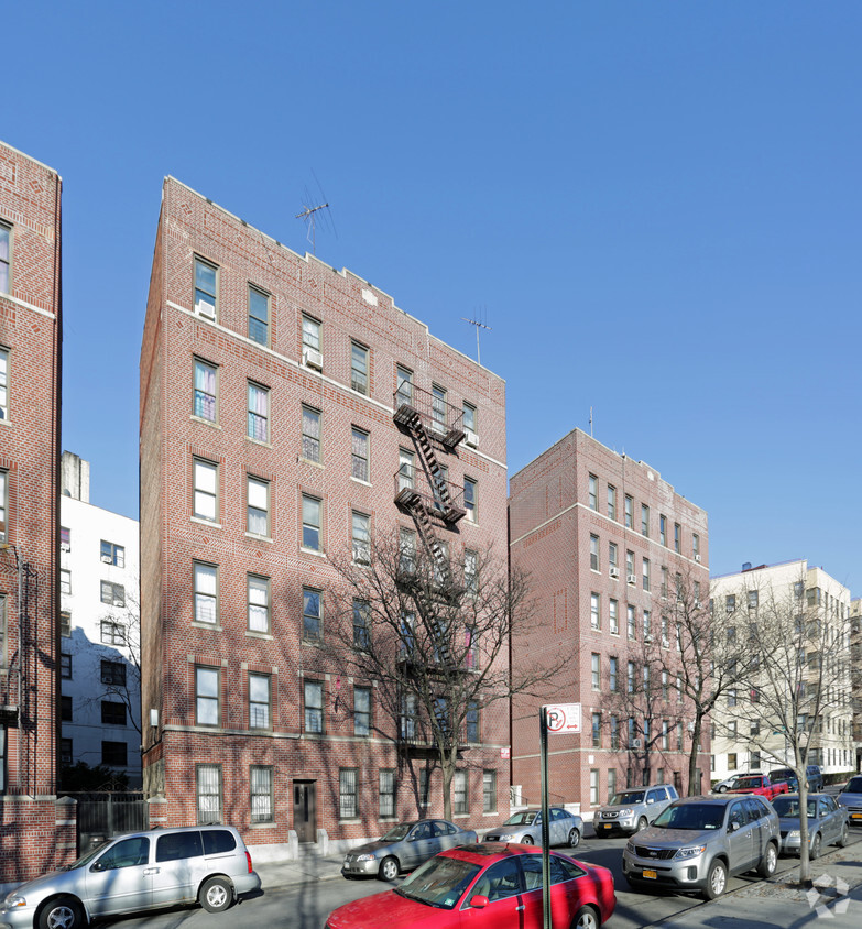 Primary Photo - Glenview Apts