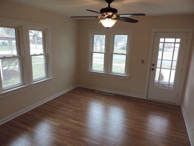 Living room - 2605 182nd Pl