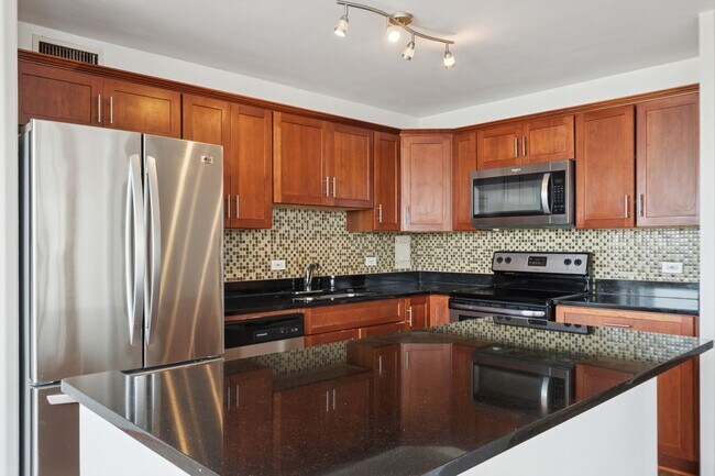 Foto del edificio - 5701 N Sheridan Rd