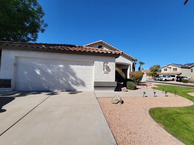 Photo - FREE RENT INTERESTED? DREAMY  HOME WITH DE...