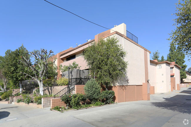 Foto del edificio - Gresham Townhomes