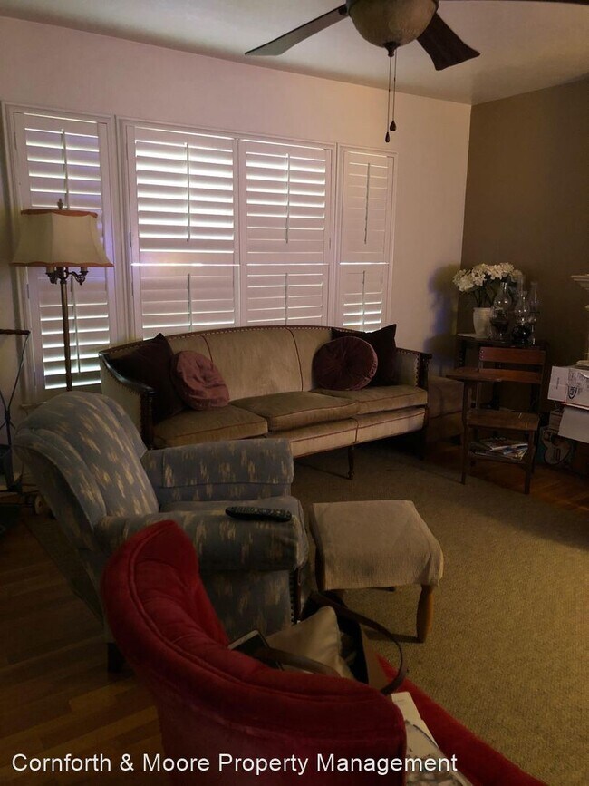 Foto del edificio - 2 br, 1 bath House - 522 E Michigan