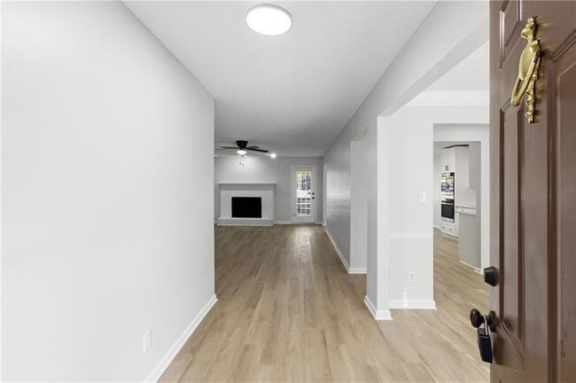 Foto del edificio - 2110 Meadow View Ct