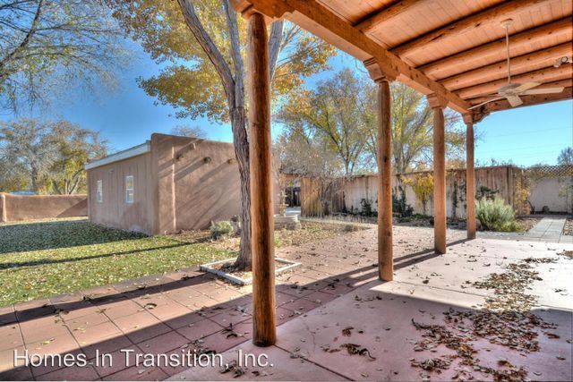 Building Photo - 10123 Guadalupe Trl NW