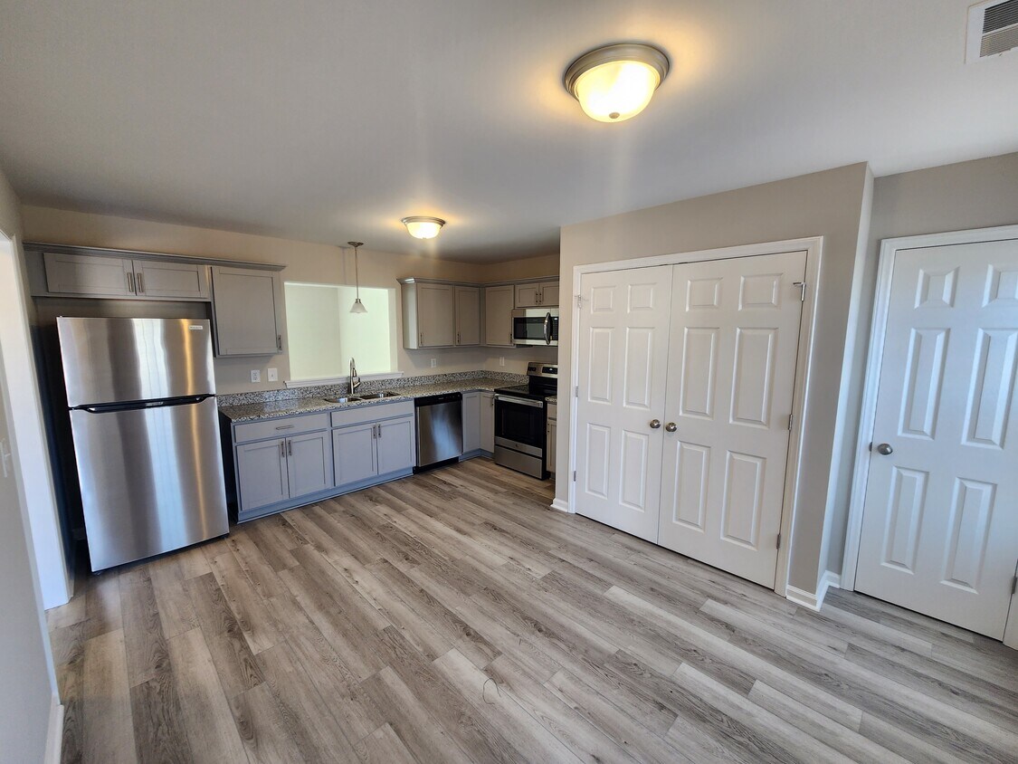 508 Hillshade Ct, Winterville, NC 28590 Townhome Rentals in