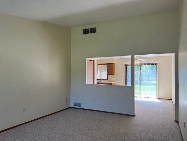 Foto del edificio - 7548 Anderson Ave NE