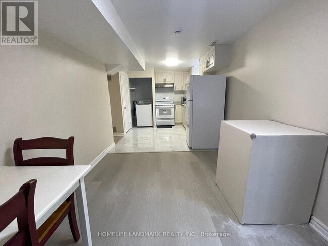 Building Photo - 826 Winterton Way