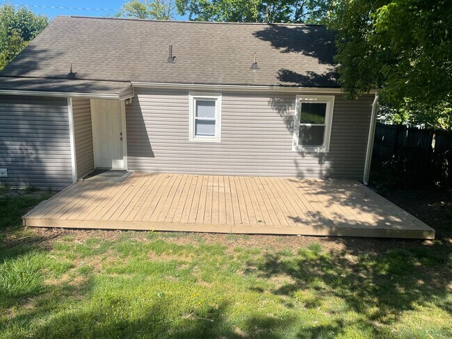 Foto del edificio - Knoxville 37920 - Adorable 2 bedroom 1 bath home in the Heart of South Knoxville-Pet Friendly - C...