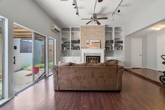 Building Photo - 7534 Quail Meadow Dr