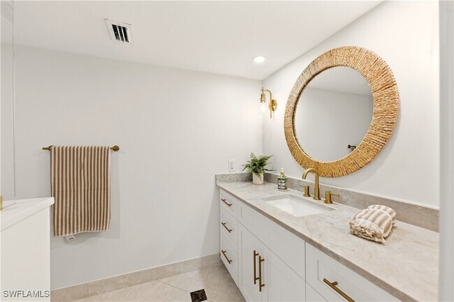 Building Photo - 17 Bluebill Ave