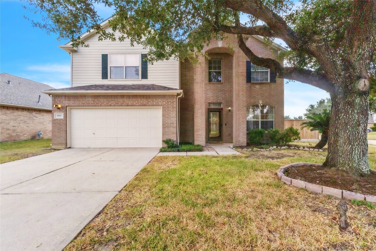 Foto principal - 18027 Oak Orchard Lane