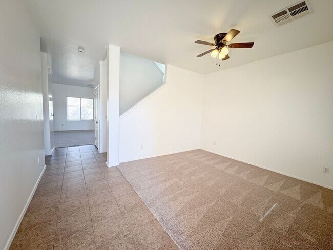 Foto del edificio - Gorgeous home in the highly desired Johnson Ranch Golf Course Community-Johnson Ranch-4 bed/ 2.5 ...